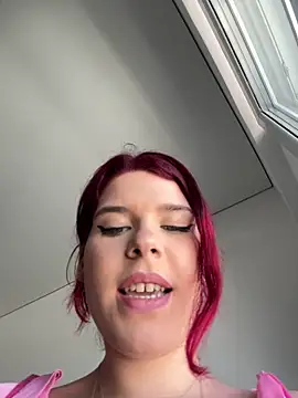 RiriRoseey live sex cam