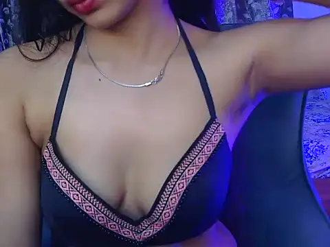 alaviya-19 live sex cam