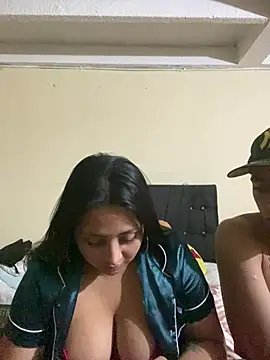 EmmaXDonald live sex cam