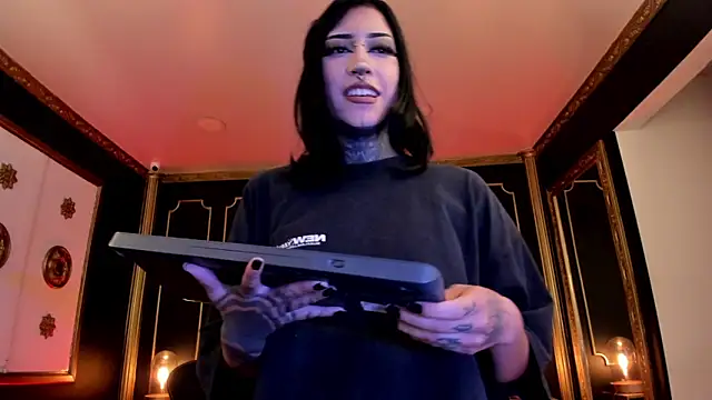 Kat_VonDe live sex cam