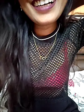 Rakhiii12's cam snapshot