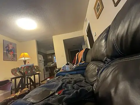 Bigdicktrick227 live sex cam