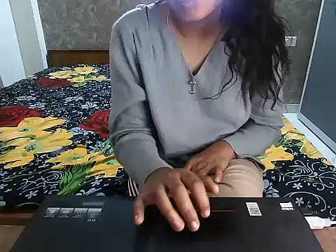 nayra_009's cam snapshot