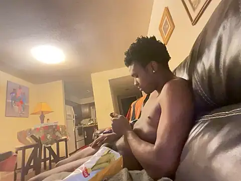 Bigdicktrick227 live sex cam