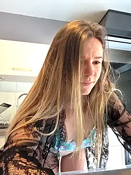 lucie_mehott live sex cam