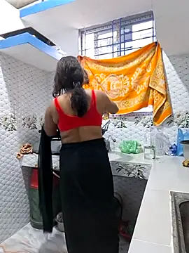 Bristy-'s cam snapshot