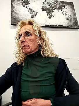 clarabell4 live sex cam