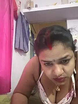 Deborbhavi222's cam snapshot