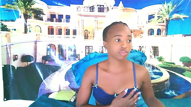 EbonyCreamy69's cam snapshot