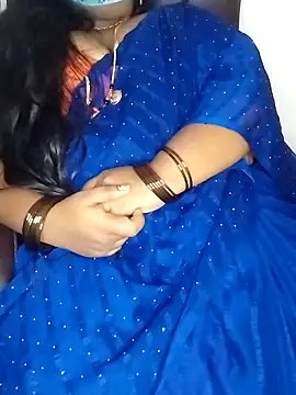 Divyahoty's cam snapshot