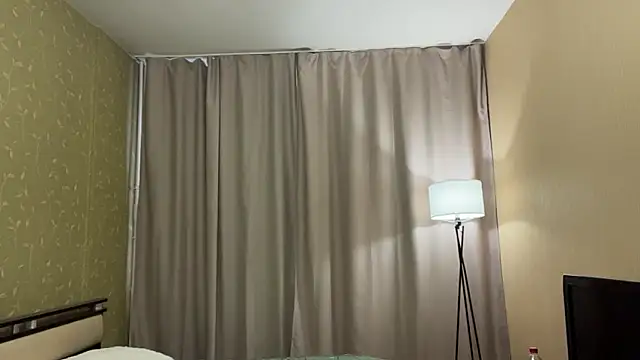 KarlynGow's cam snapshot