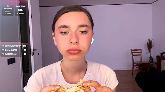 LilithFlamey's cam snapshot