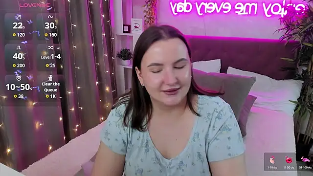 FeralPeach's cam snapshot