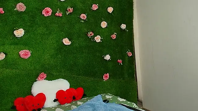 Huge_Titties_'s cam snapshot