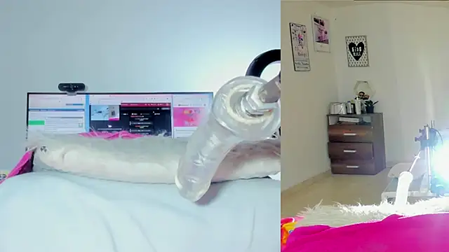 Rosy_Emely live sex cam