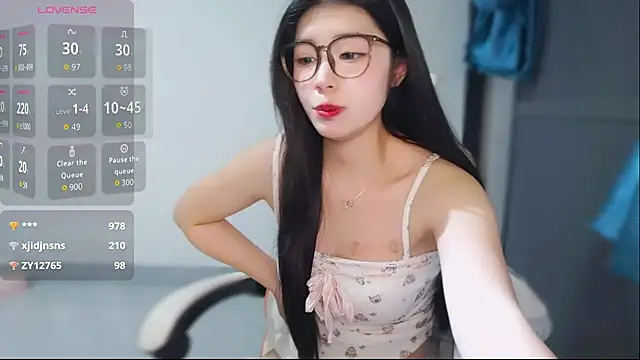 -XiaoYu-777's cam snapshot