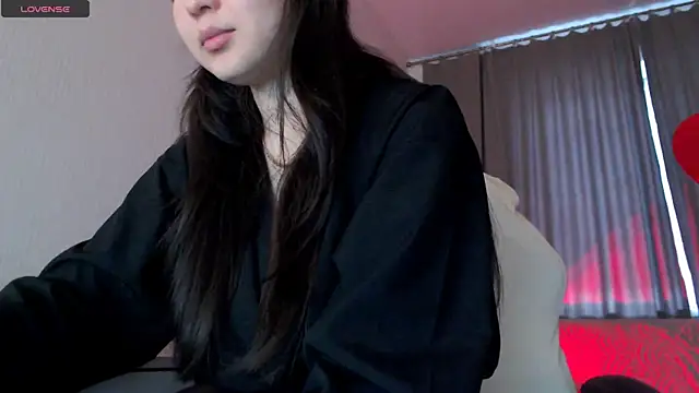 Lili_asian's cam snapshot