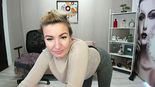 Cassandra_Hotty's cam snapshot