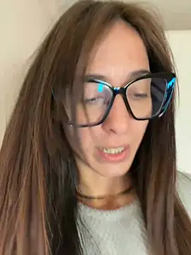 SOFIASWEETSECRETT live sex cam