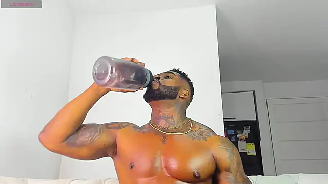 Makonneen live sex cam