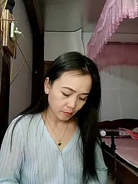 Feeling-hot live sex cam