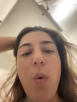 kate_nicepops999114 live sex cam