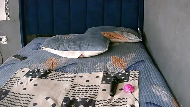 FREAKBARBIE02's cam snapshot