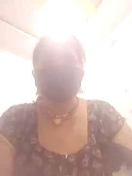 Your-shreya143's cam snapshot