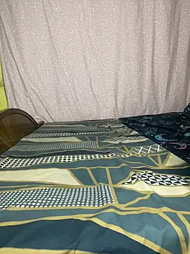 Sassy-Annie's cam snapshot