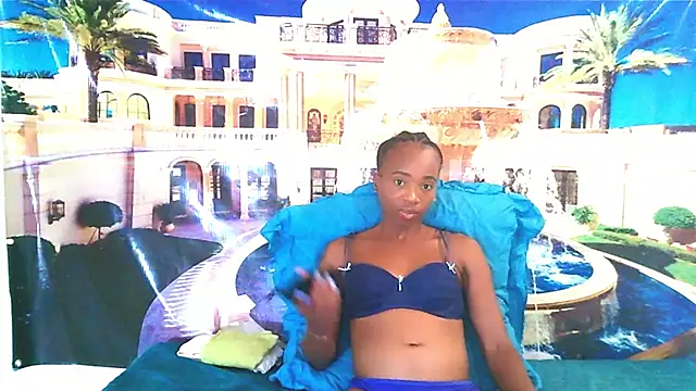 EbonyCreamy69 live sex cam