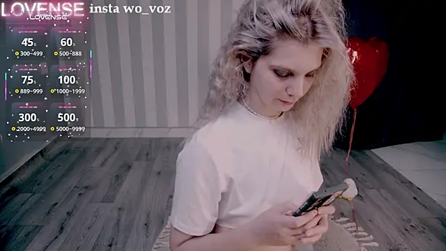 Careful_i_bite live sex cam