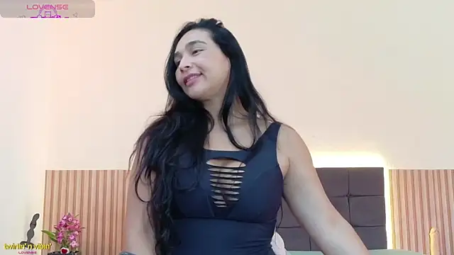 DIOSA-HOT live sex cam