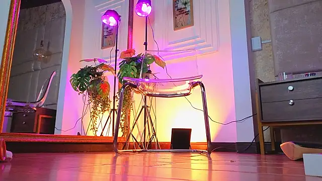 AlessiaLondon live sex cam