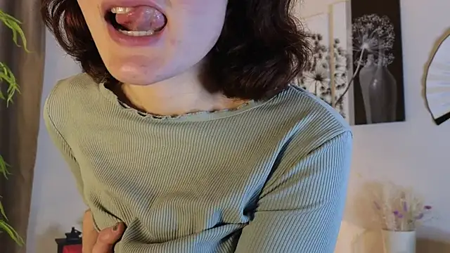 Stefani_Rouds's cam snapshot