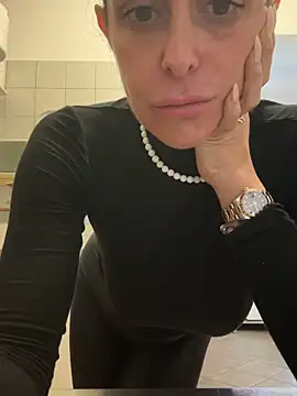 AmandaArt live sex cam