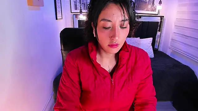 ladyraing live sex cam