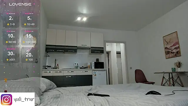 July_Terner live sex cam