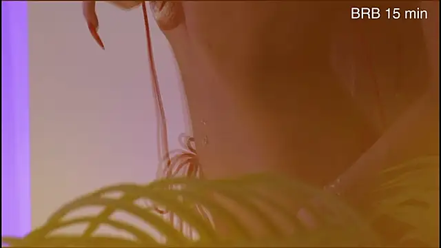 Alvuwkaa live sex cam