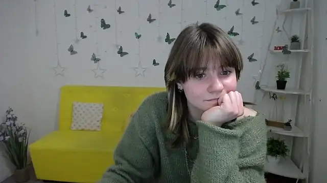 AnnaWest_'s cam snapshot