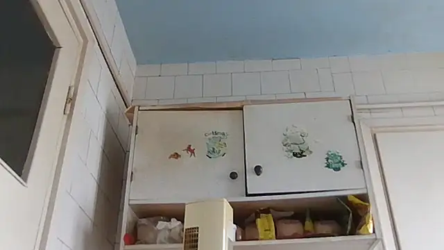 mariusica1@xh live sex cam