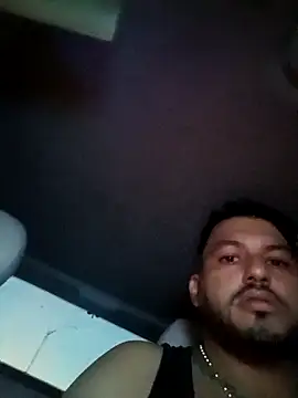 Frank0021 live sex cam