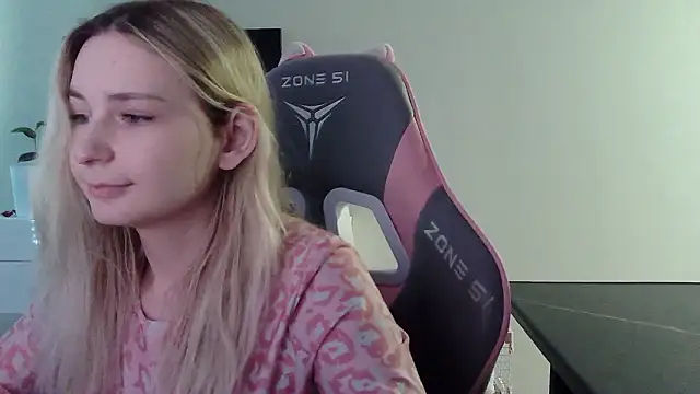 VladaLevine's cam snapshot