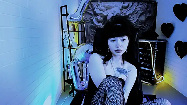 HollyDennis's cam snapshot