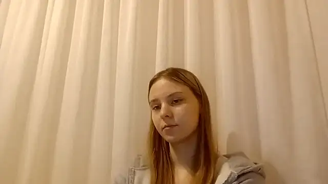 CrackShirker's cam snapshot