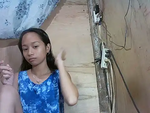 Asianpinay_Skinny1818's cam snapshot