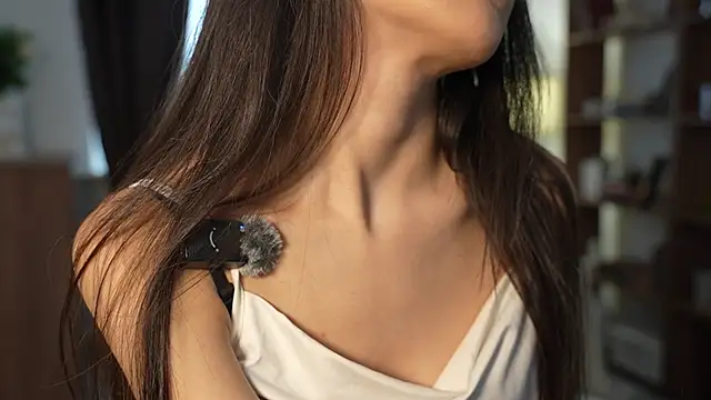 OnieClose live sex cam