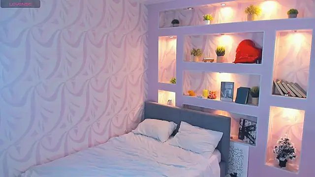 FloraDobb's cam snapshot