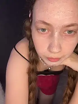 Holy_Poly's cam snapshot