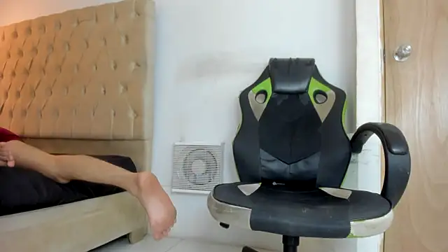 Darkknightx01 live sex cam