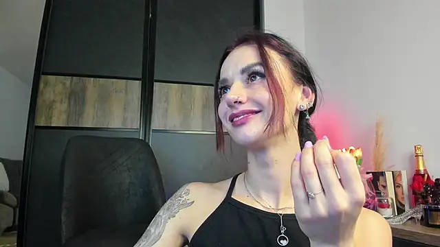 JacquelineHex live sex cam